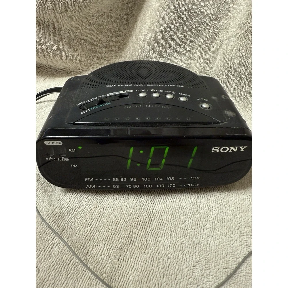 Sony Dream Machine AM/FM Clock Radio Battery Backup ICF-C212 Tested and Working!